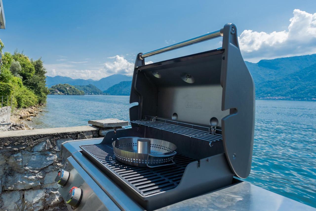 Villa Sasso on Lake Como by RentAllComo Sala Comacina Esterno foto