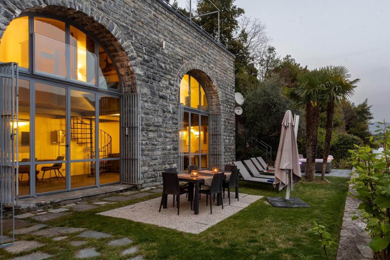 Villa Sasso on Lake Como by RentAllComo Sala Comacina Esterno foto