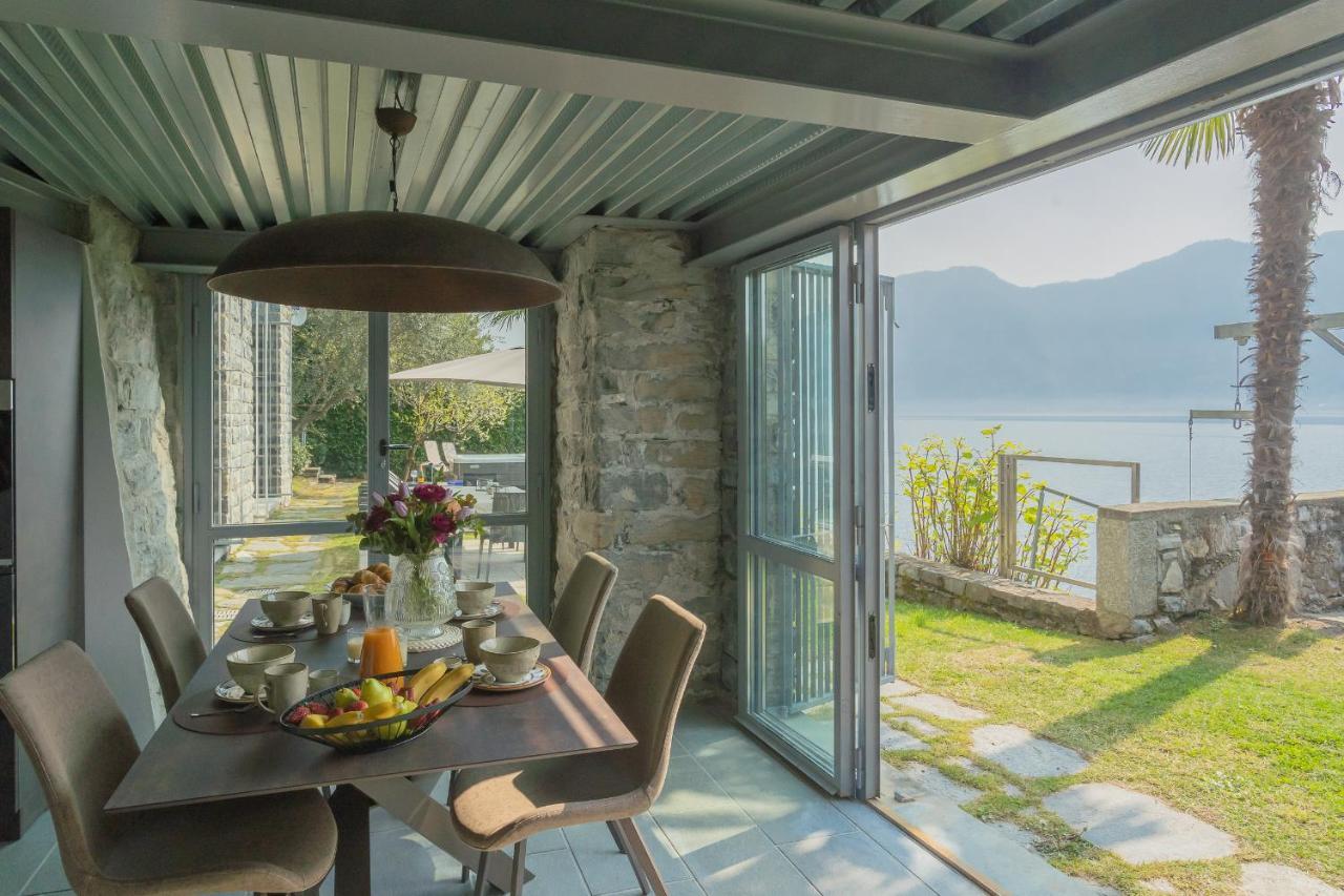 Villa Sasso on Lake Como by RentAllComo Sala Comacina Esterno foto